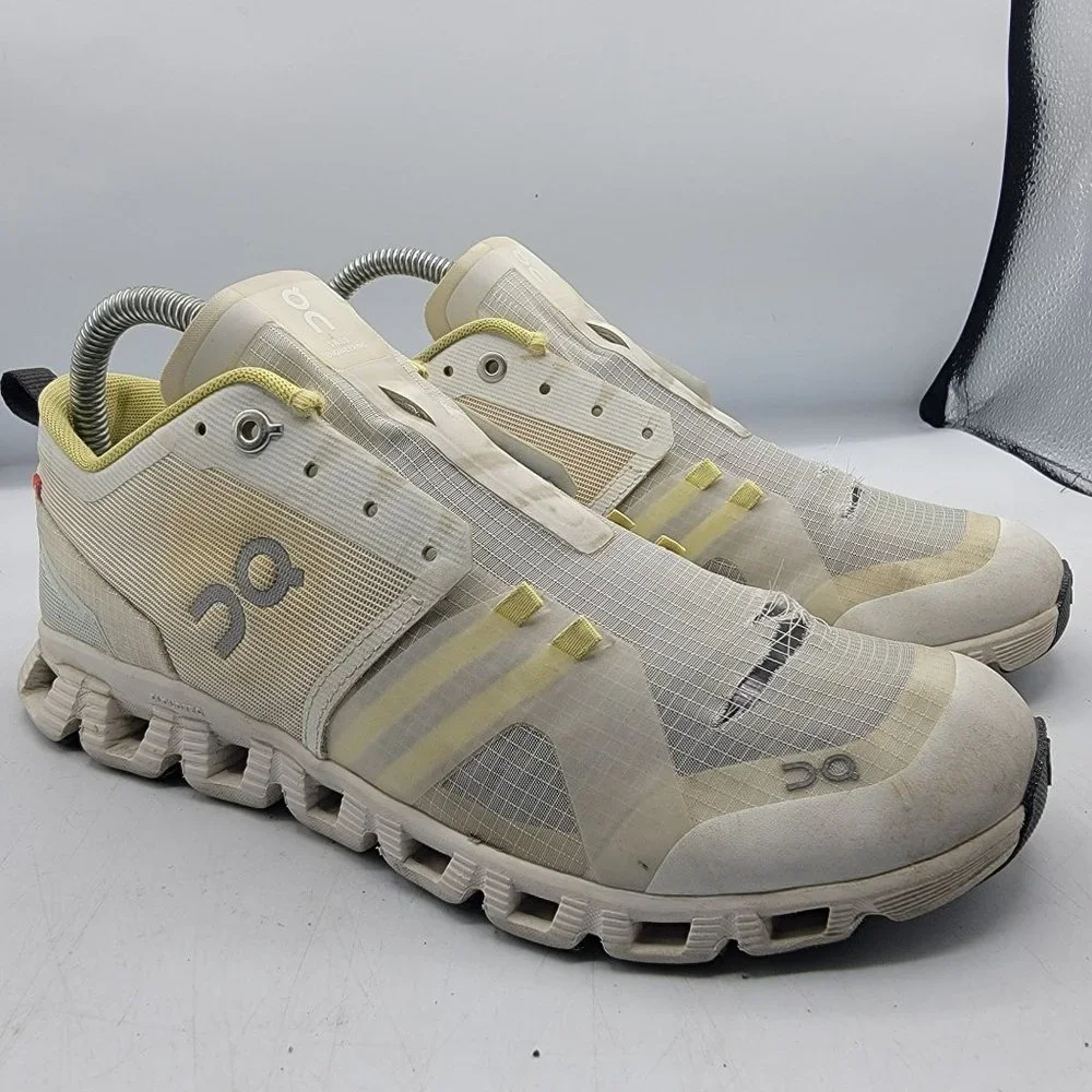 OnCloud Shift X Womens 8 White Shoes Low Top Breathable Lightweight Casual